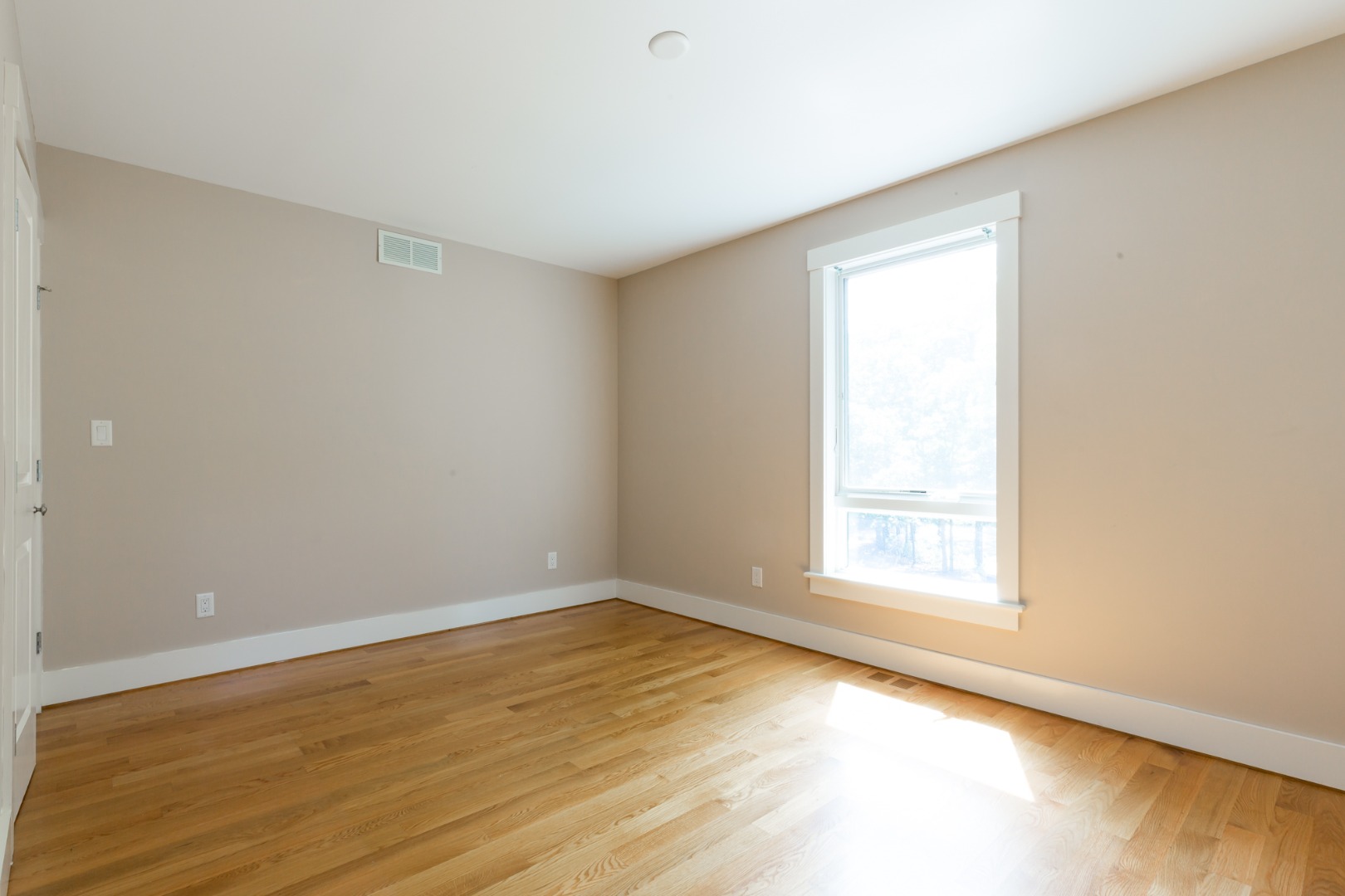 20 Pulpit Rock Road Oak Bluffs, MA 02557 - Photo 18 of 33 Gallery Image 18