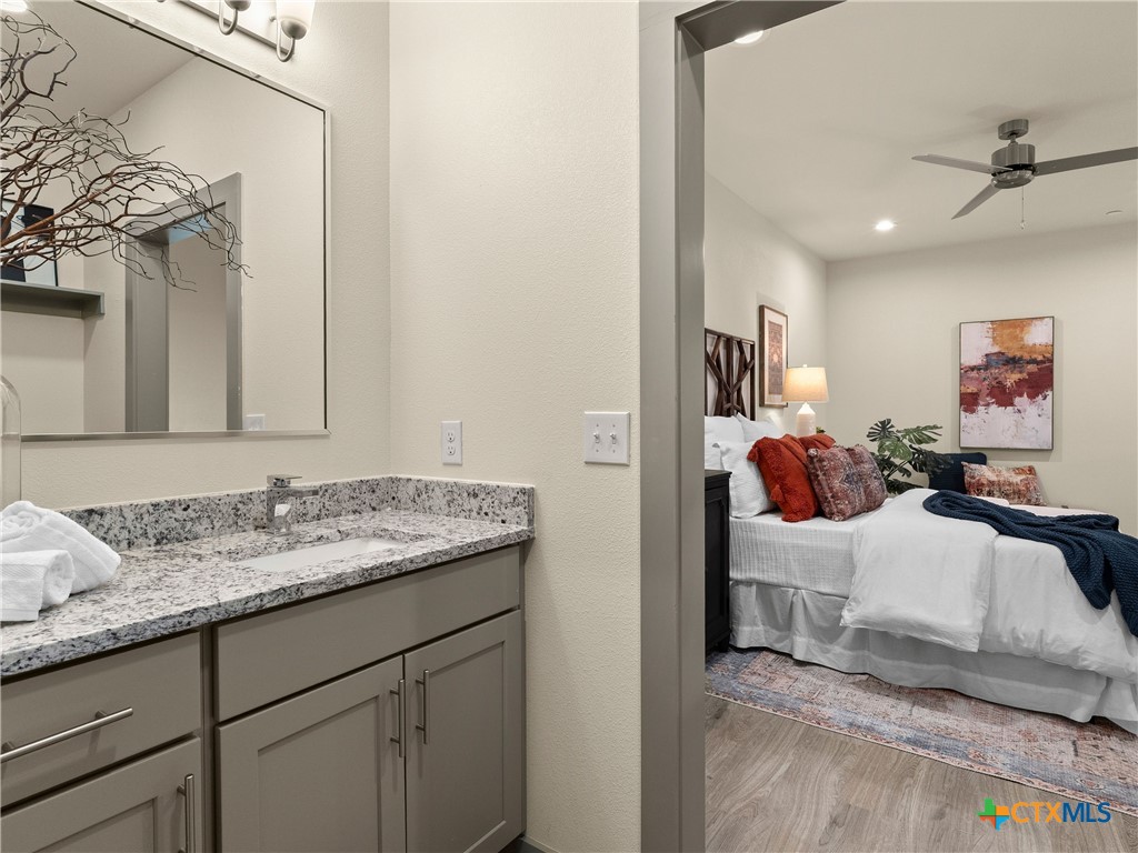1554 Gruene Road, Unit B5 New Braunfels, TX 78130 - Photo 15 of 31