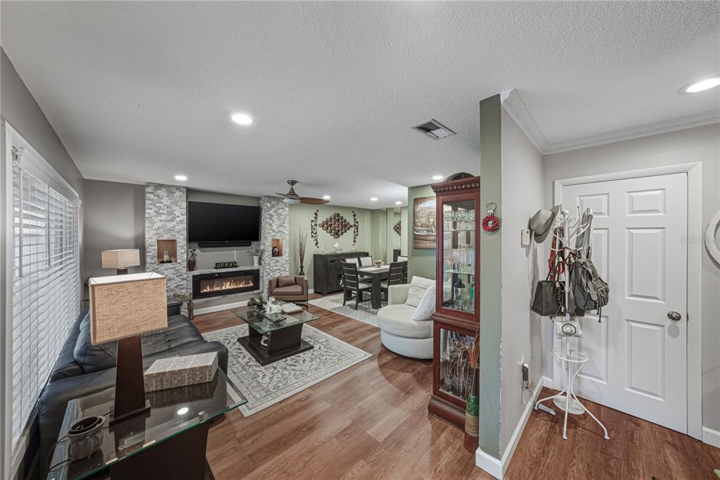 405 Lake Ned Road Winter Haven, FL 33884 - Photo 13 of 61