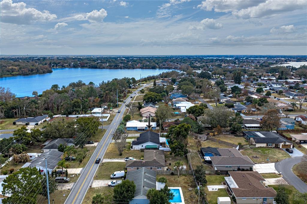 405 Lake Ned Road Winter Haven, FL 33884 - Photo 3 of 61