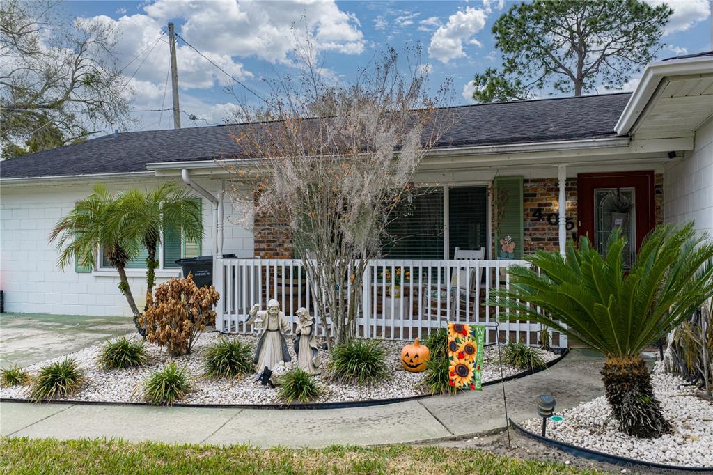 405 Lake Ned Road Winter Haven, FL 33884 - Photo 10 of 61