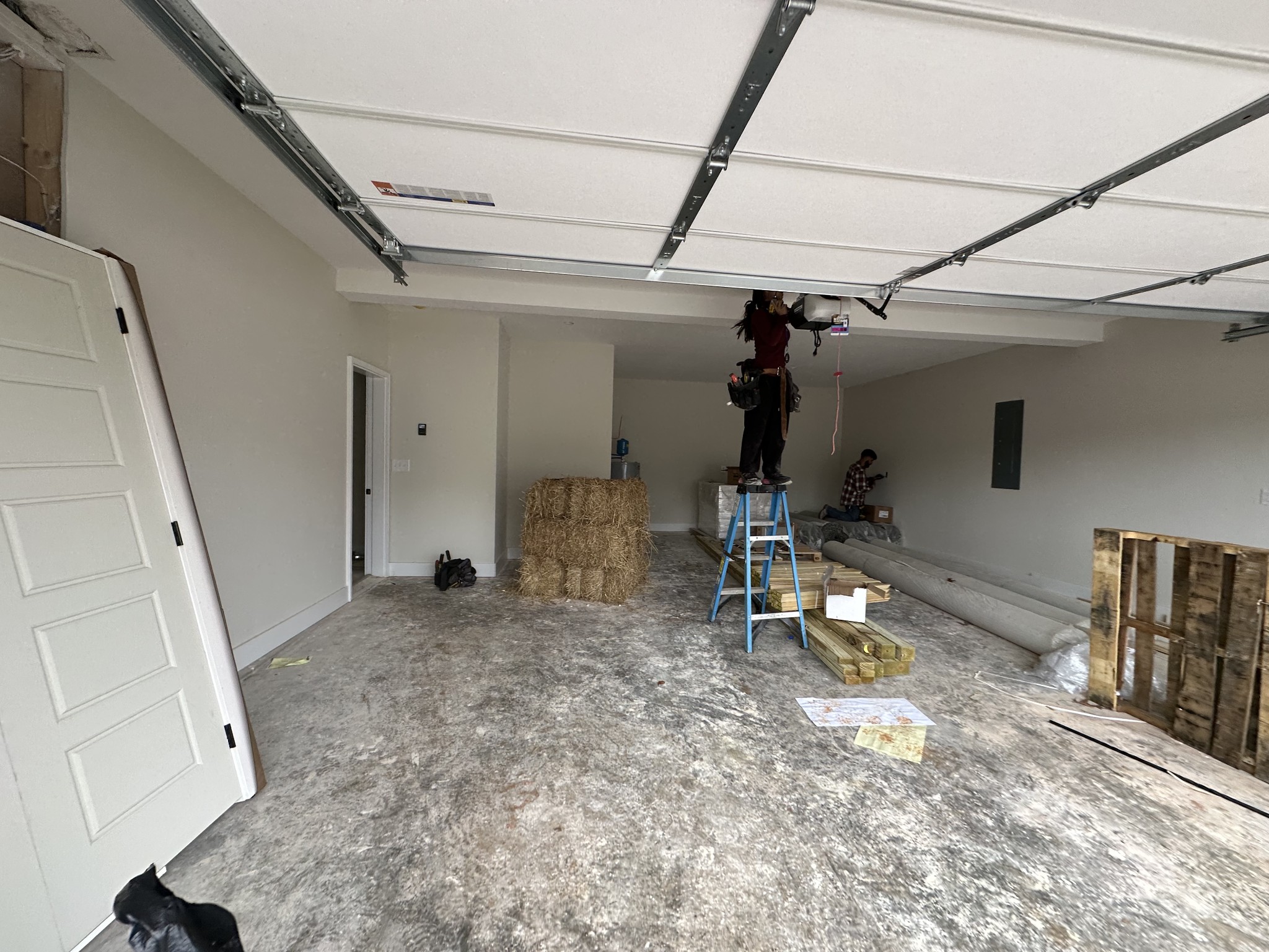 233 Wayne Hall Road Clarksville, TN 37040 - Photo 2 of 14 a view of a room with gym equipment