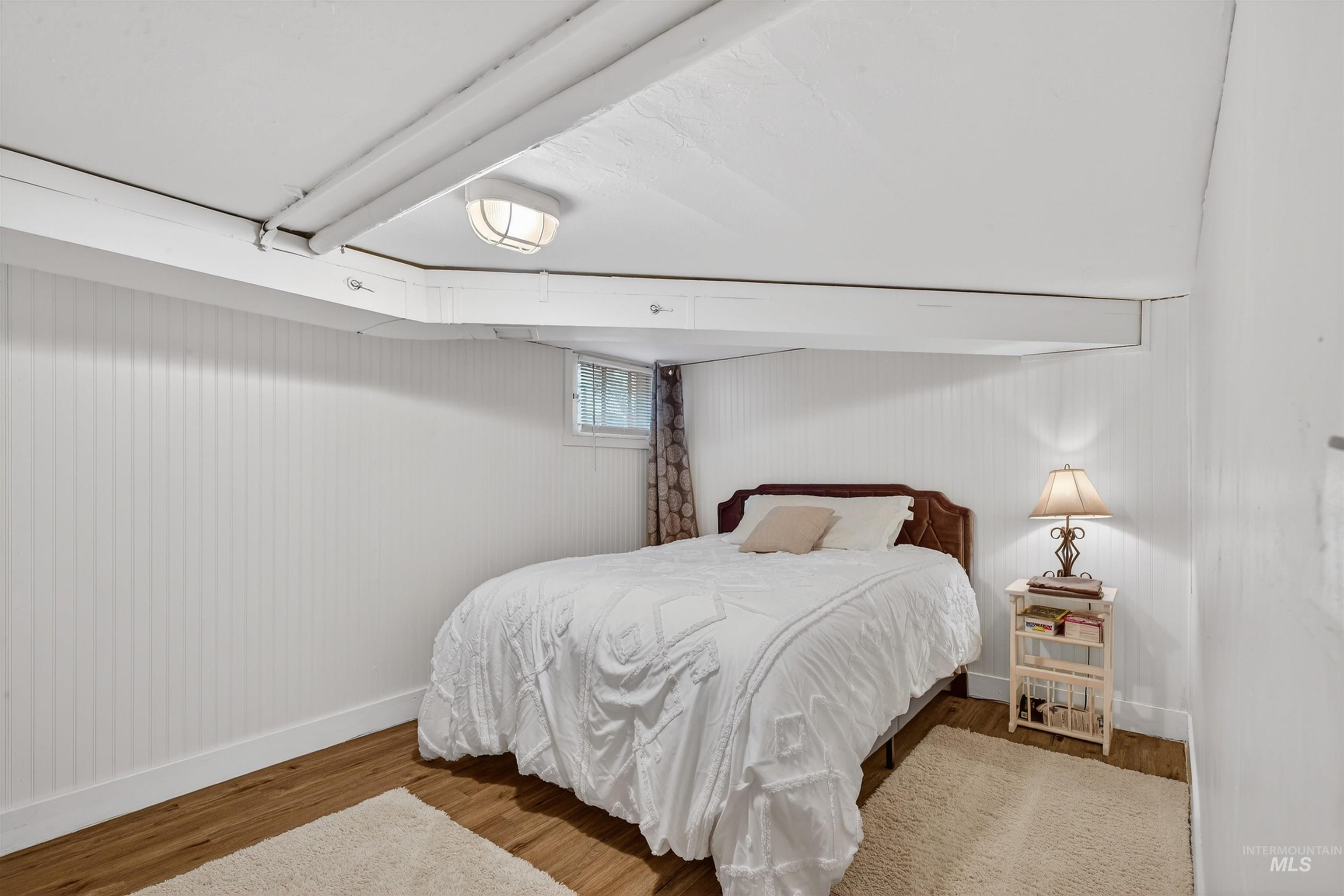 1021 11th Avenue Lewiston, ID 83501 - Photo 22 of 41 Bedroom with wood finished floors