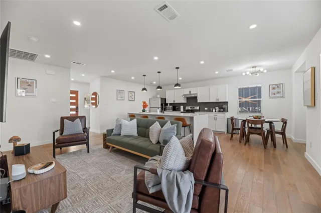 $2,300 | 1415 Mountain Lake Road, Dallas, TX 75224