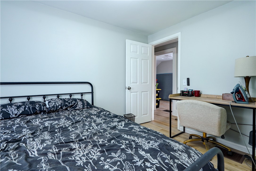 523 Elmgrove Road Gates, NY 14606 - Photo 14 of 28