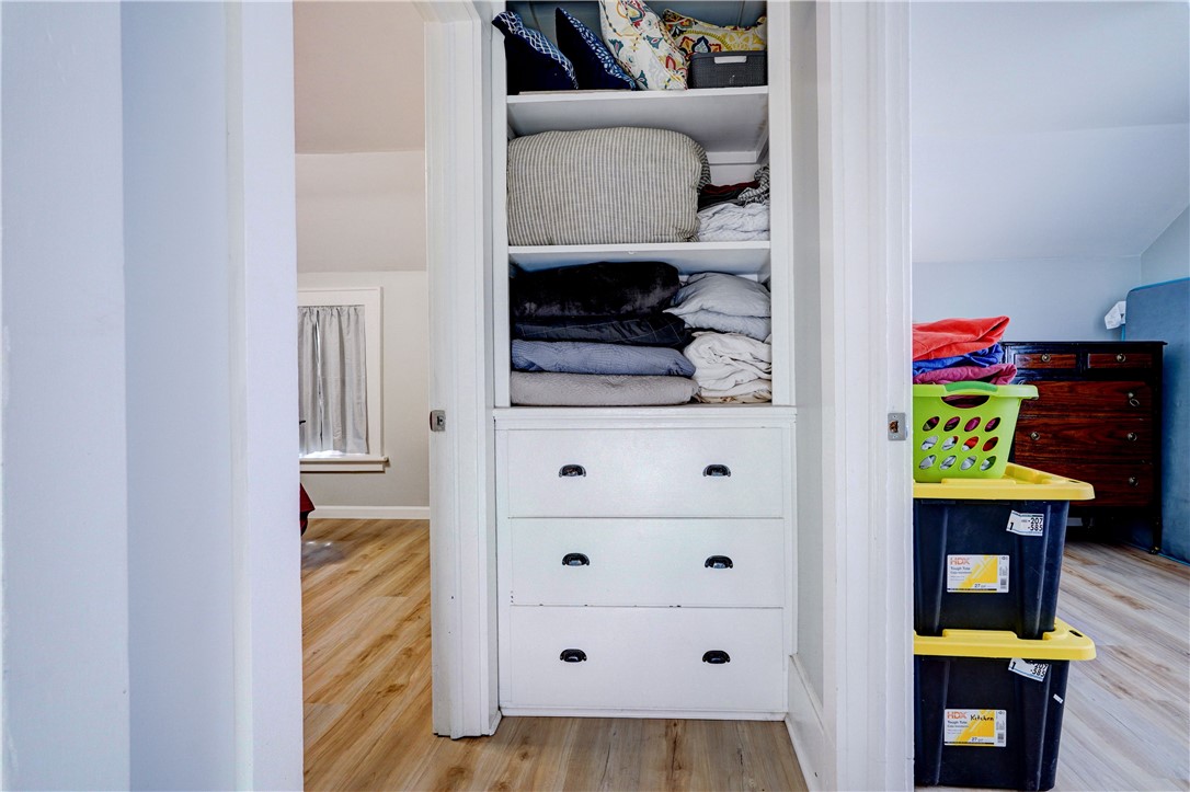 523 Elmgrove Road Gates, NY 14606 - Photo 21 of 28