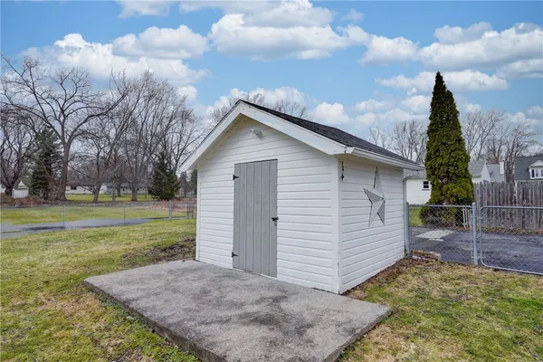 $2,200 | 523 Elmgrove Road, Gates, NY 14606