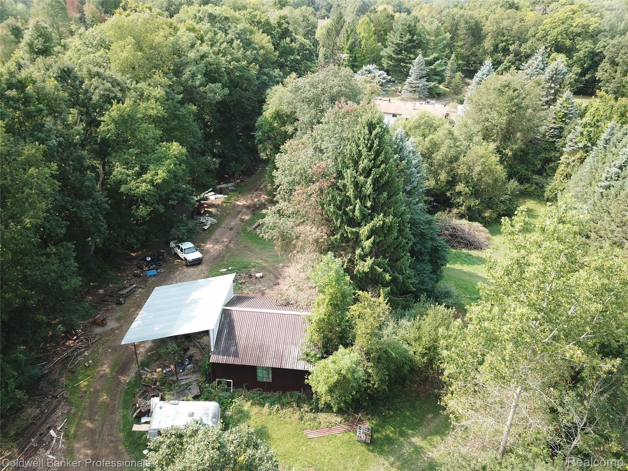 9080 Pine Knob Road Clarkston, MI 48348 - Photo 19 of 26 5.5+ acres.JPG