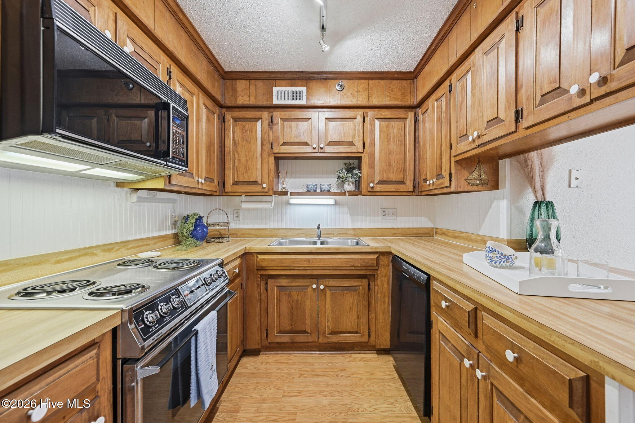 1896 New River Inlet Road, Unit 1203 North Topsail Beach, NC 28460 - Photo 20 of 48
