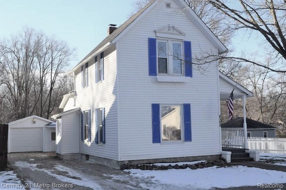308 Mill Street Flushing, MI 48433 - Photo 3 of 39 GetMedia (1).jpg