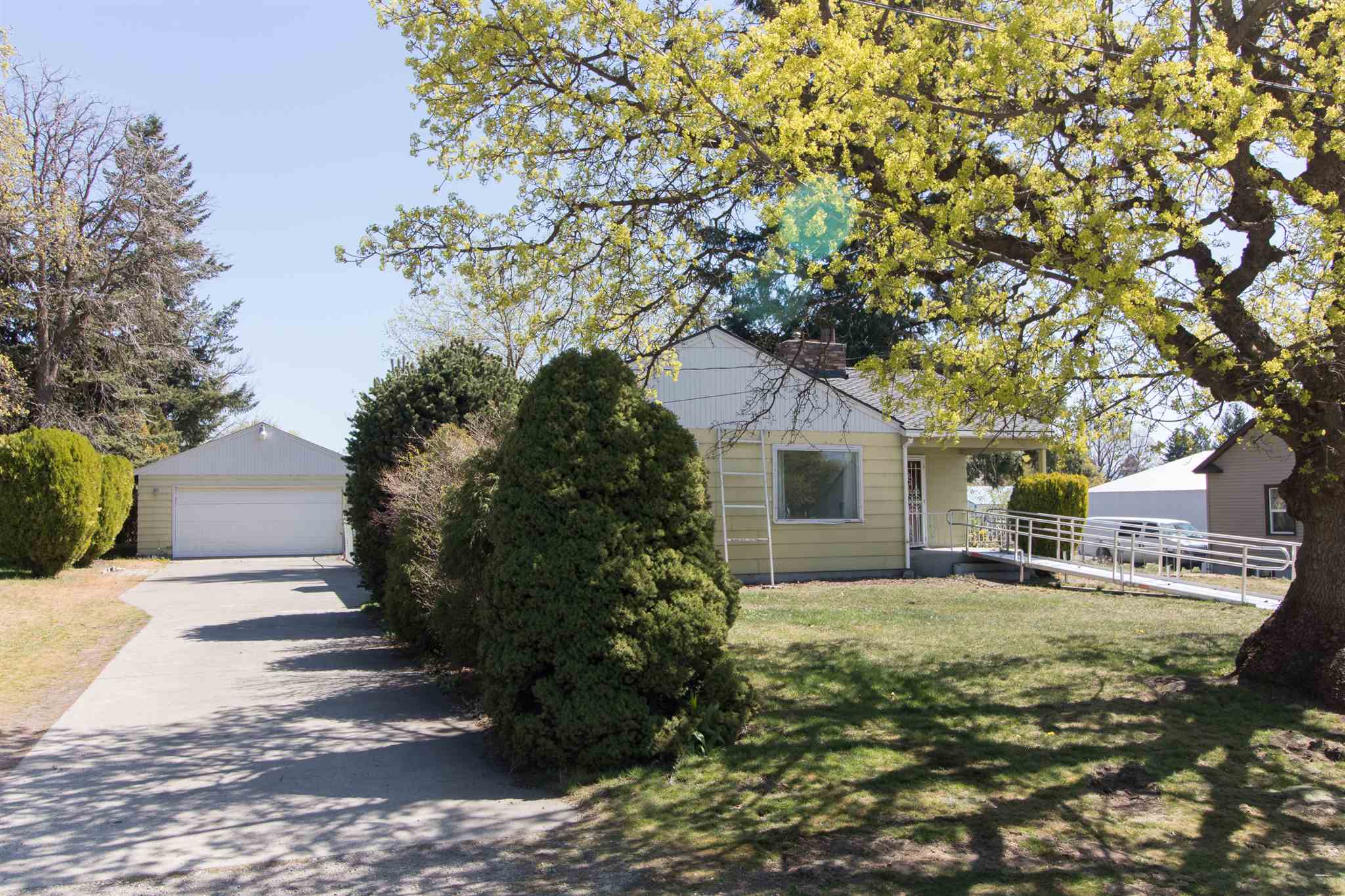 1222 North Woodruff Road Spokane, WA 99206 - Photo 1 of 34