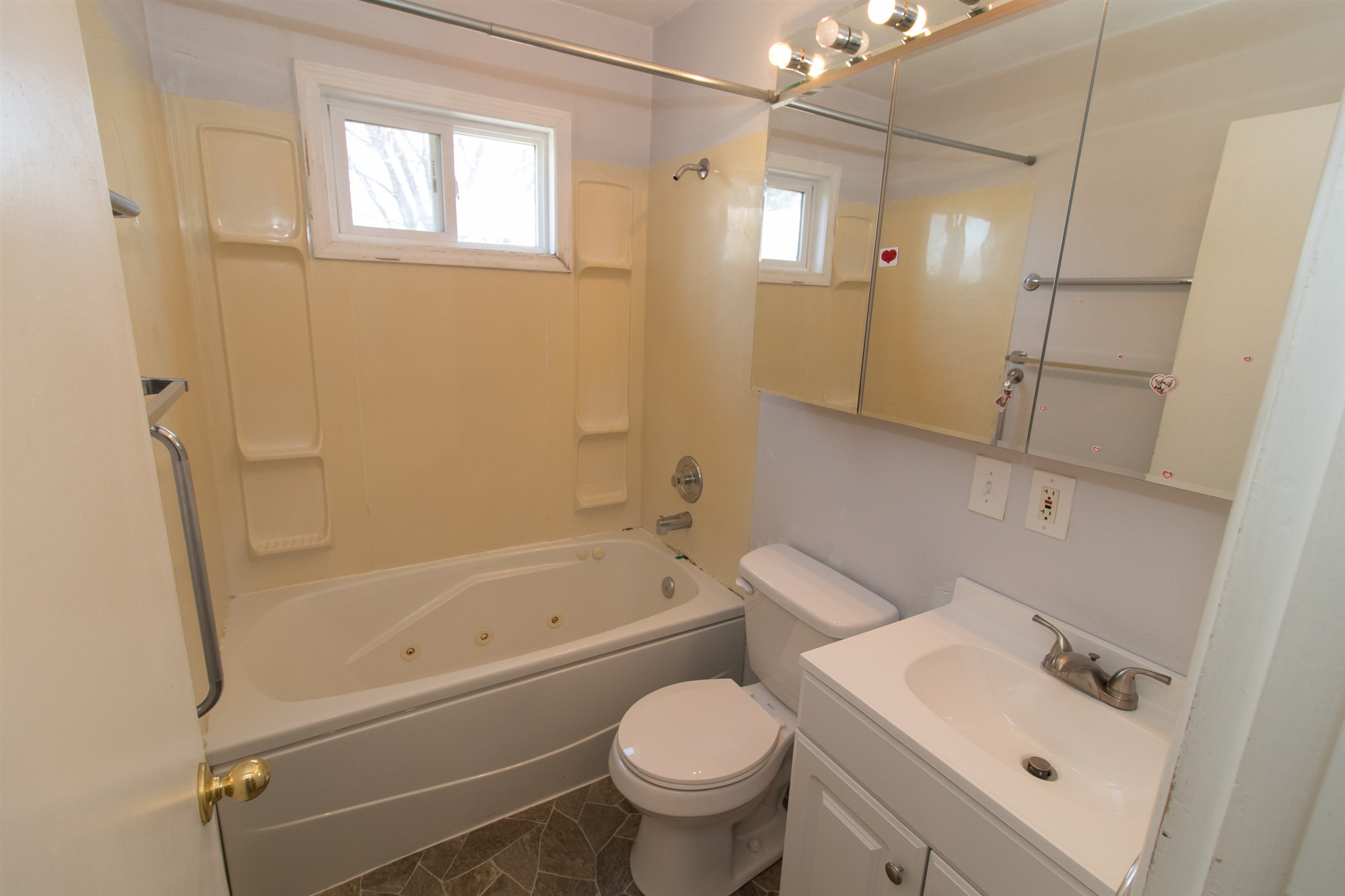 1222 North Woodruff Road Spokane, WA 99206 - Photo 14 of 34
