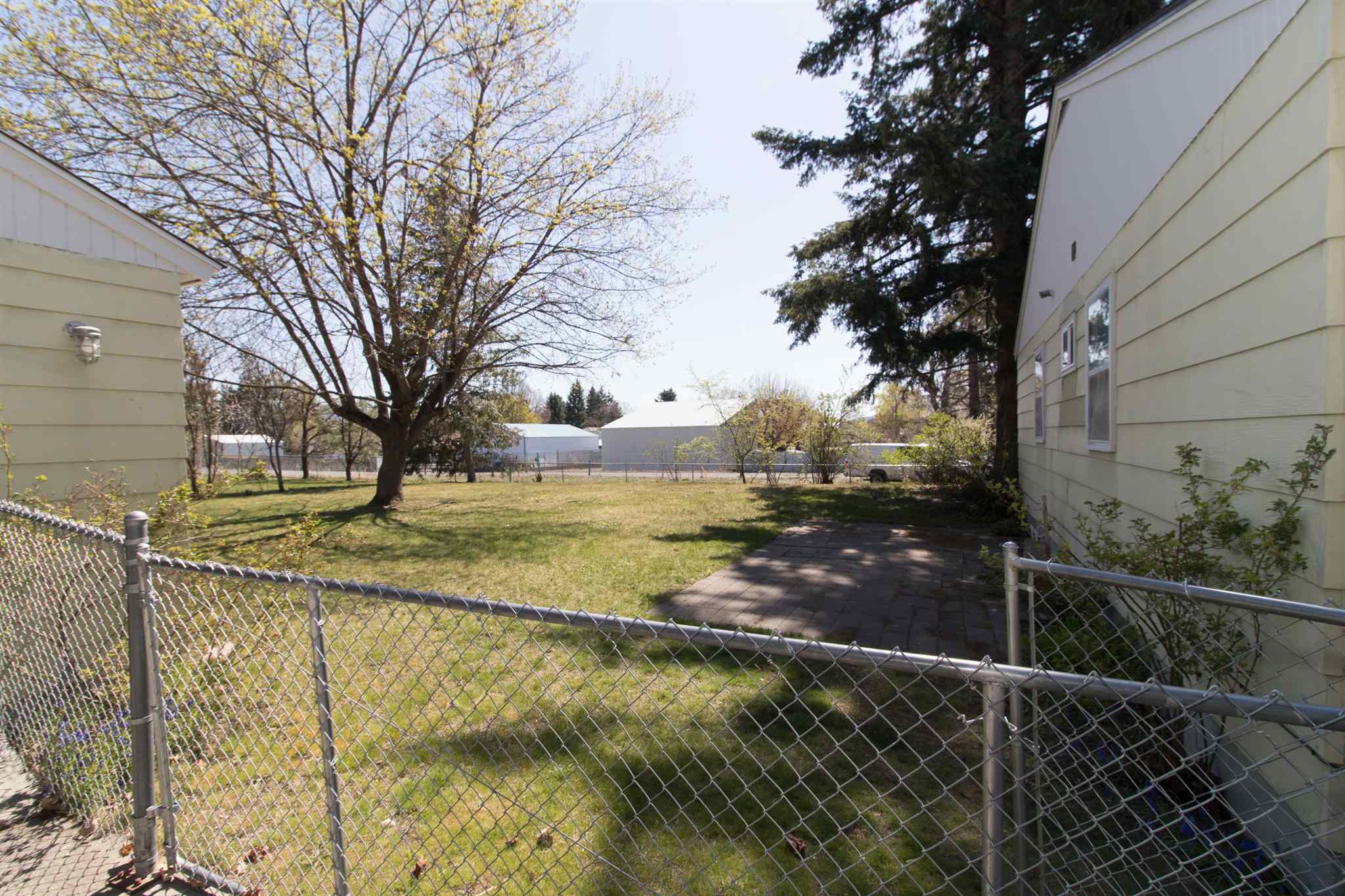 1222 North Woodruff Road Spokane, WA 99206 - Photo 19 of 34