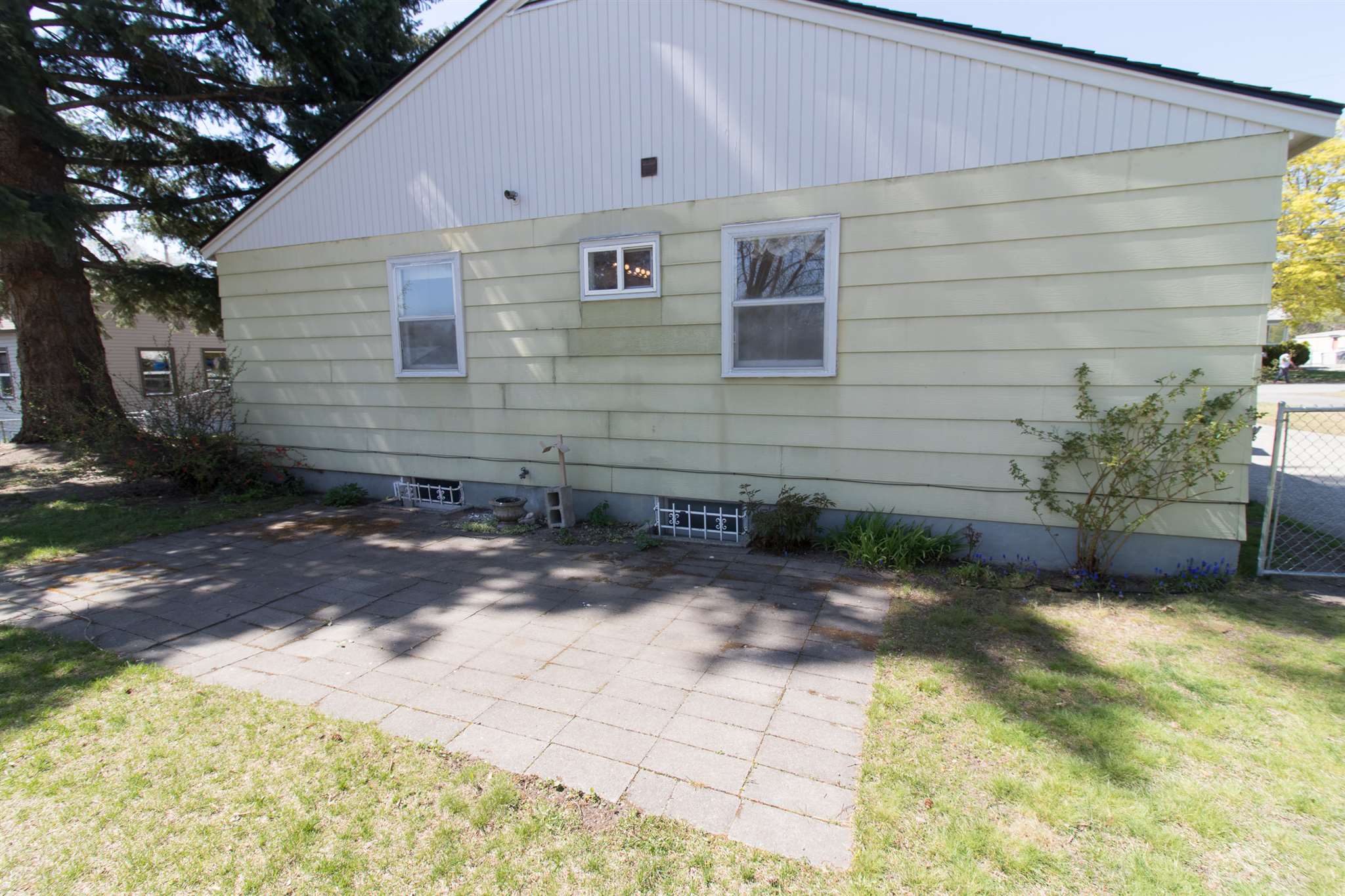 1222 North Woodruff Road Spokane, WA 99206 - Photo 24 of 34