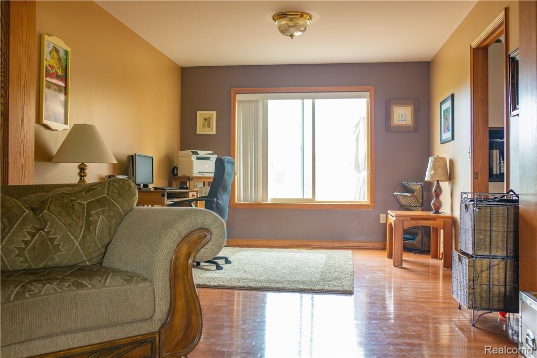 12801 Capernall Road Carleton, MI 48117 - Photo 14 of 40 14.jpg