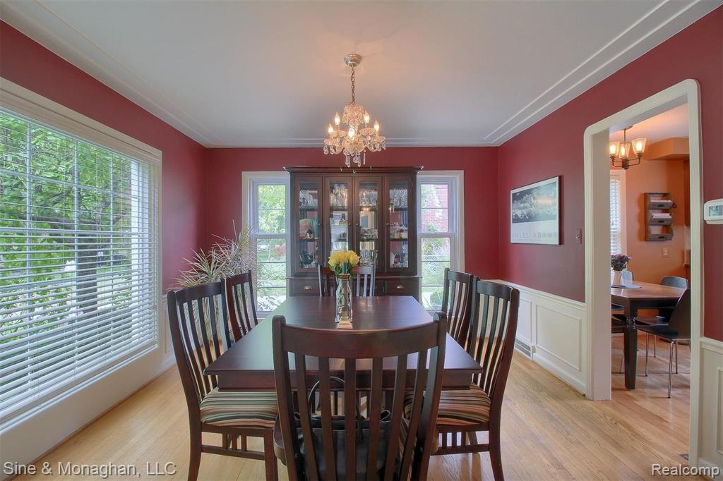 1354 Whittier Road Grosse Pointe Park, MI 48230 - Photo 10 of 40