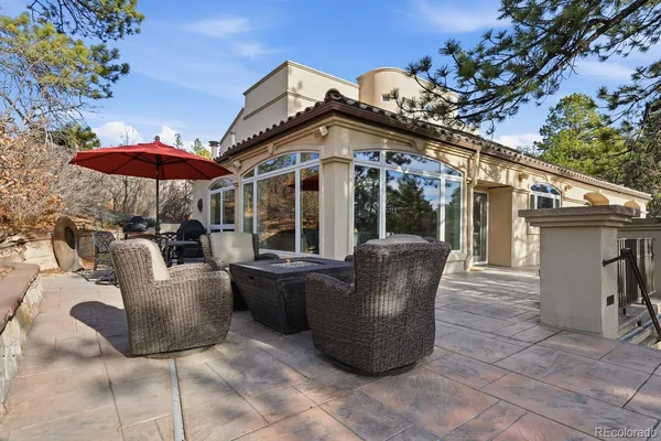 a view of outdoor space yard and patio