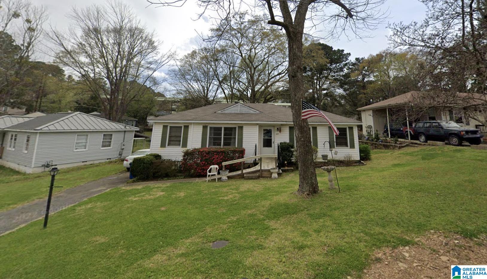 421 Woodvale Lane Birmingham, AL 35209 - Photo 1 of 1