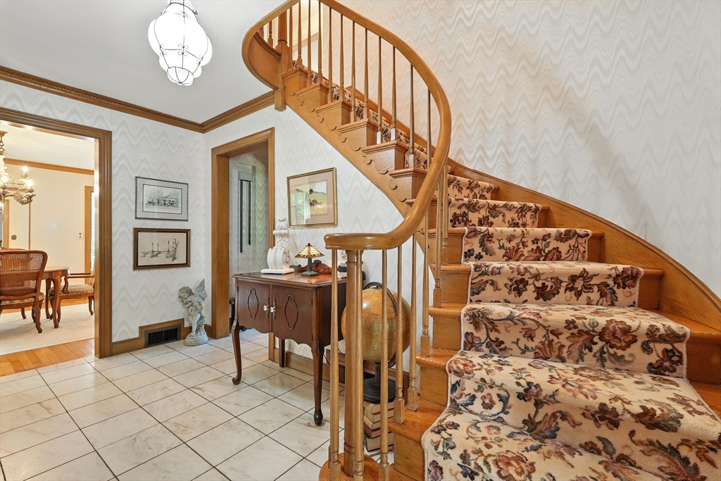 511 Trafton Road Springfield, MA 01108 - Photo 22 of 42