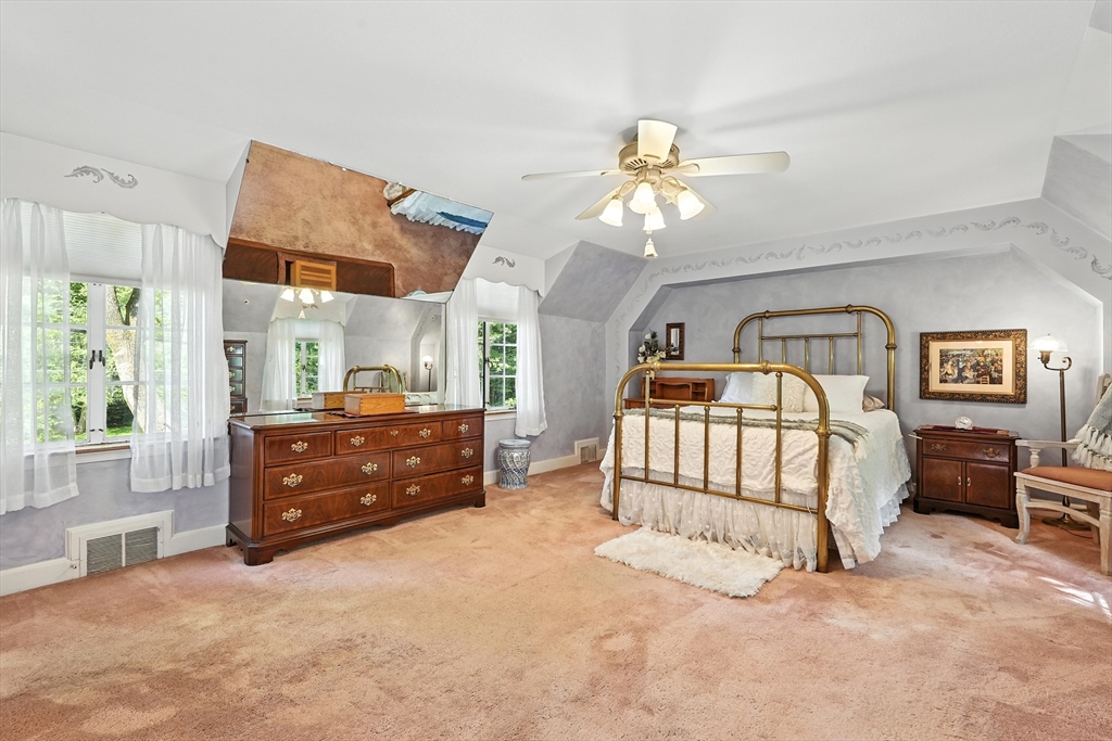511 Trafton Road Springfield, MA 01108 - Photo 31 of 42