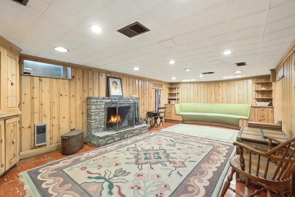 511 Trafton Road Springfield, MA 01108 - Photo 35 of 42