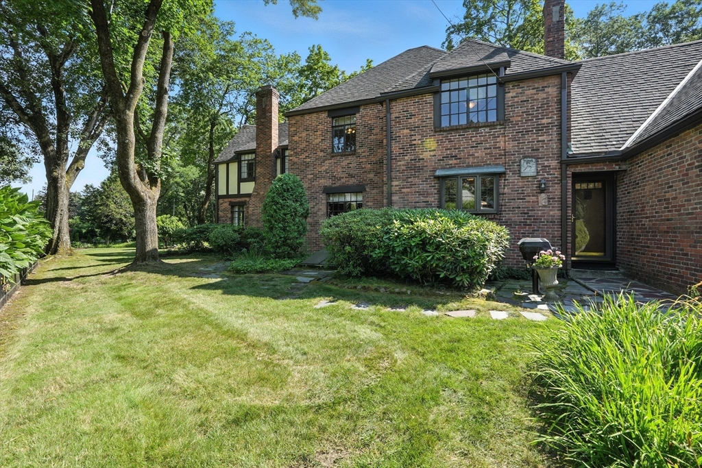 511 Trafton Road Springfield, MA 01108 - Photo 40 of 42
