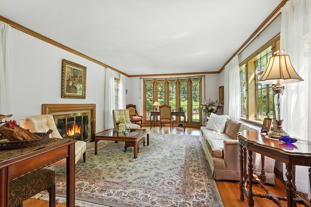 511 Trafton Road Springfield, MA 01108 - Photo 5 of 42
