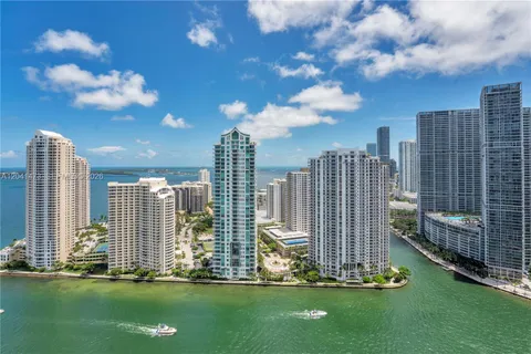 $695,000 | 325 South Biscayne Boulevard, Unit 3921, Miami, FL 33131