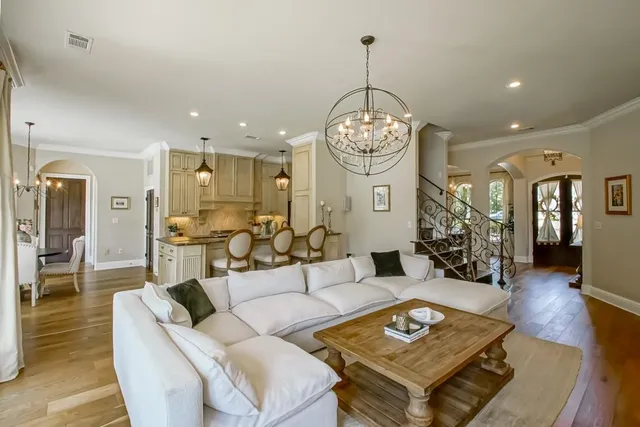 $925,000 | 106 Crepe Myrtle Place, Mandeville, LA 70471