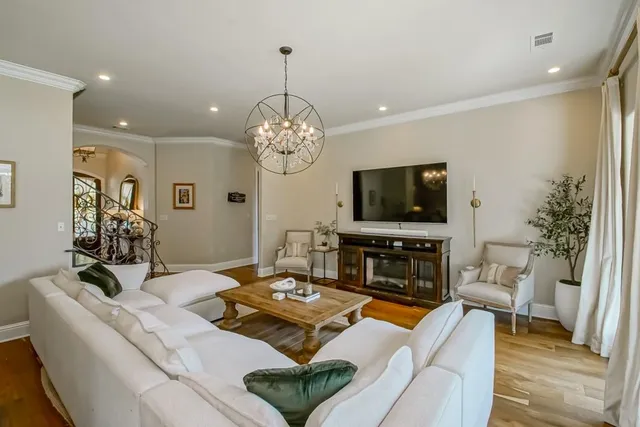 $925,000 | 106 Crepe Myrtle Place, Mandeville, LA 70471