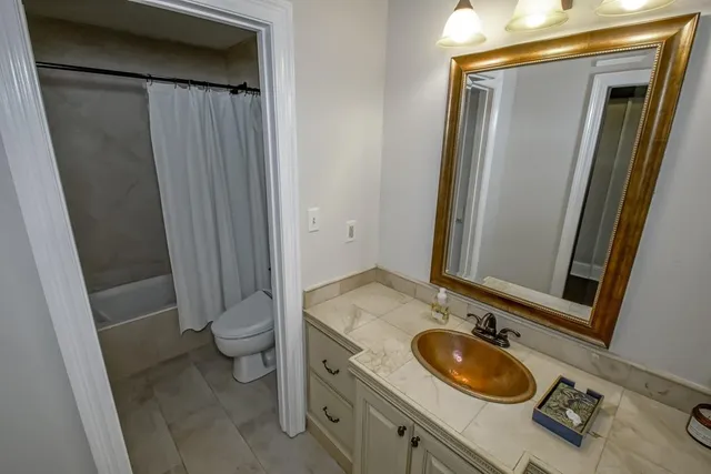 $925,000 | 106 Crepe Myrtle Place, Mandeville, LA 70471