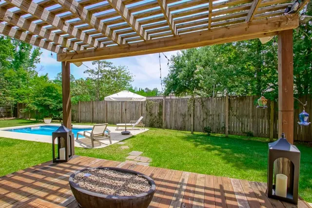 $925,000 | 106 Crepe Myrtle Place, Mandeville, LA 70471