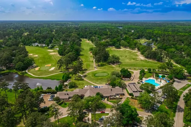 $925,000 | 106 Crepe Myrtle Place, Mandeville, LA 70471