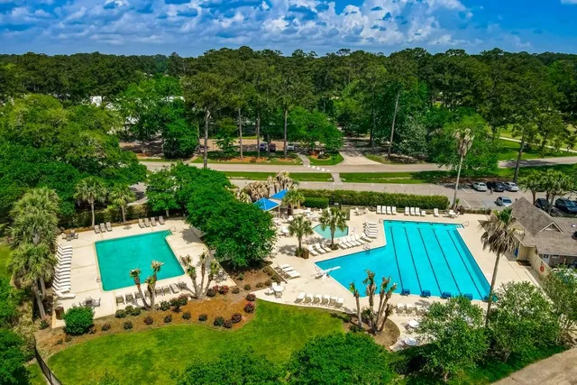 $925,000 | 106 Crepe Myrtle Place, Mandeville, LA 70471