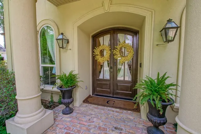 $925,000 | 106 Crepe Myrtle Place, Mandeville, LA 70471