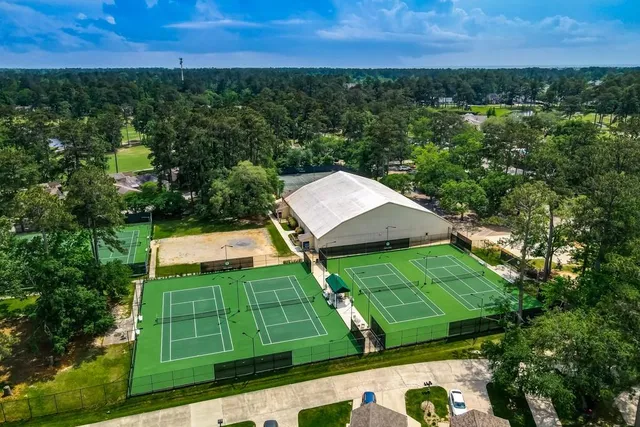 $925,000 | 106 Crepe Myrtle Place, Mandeville, LA 70471