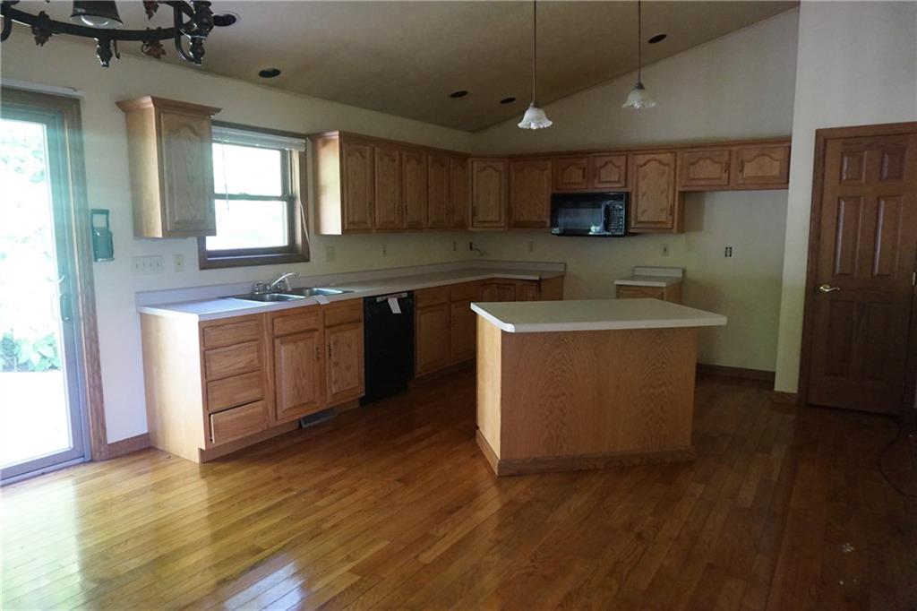 1219 Chicora Road Chicora, PA 16025 - Photo 4 of 8 Gallery Image 4