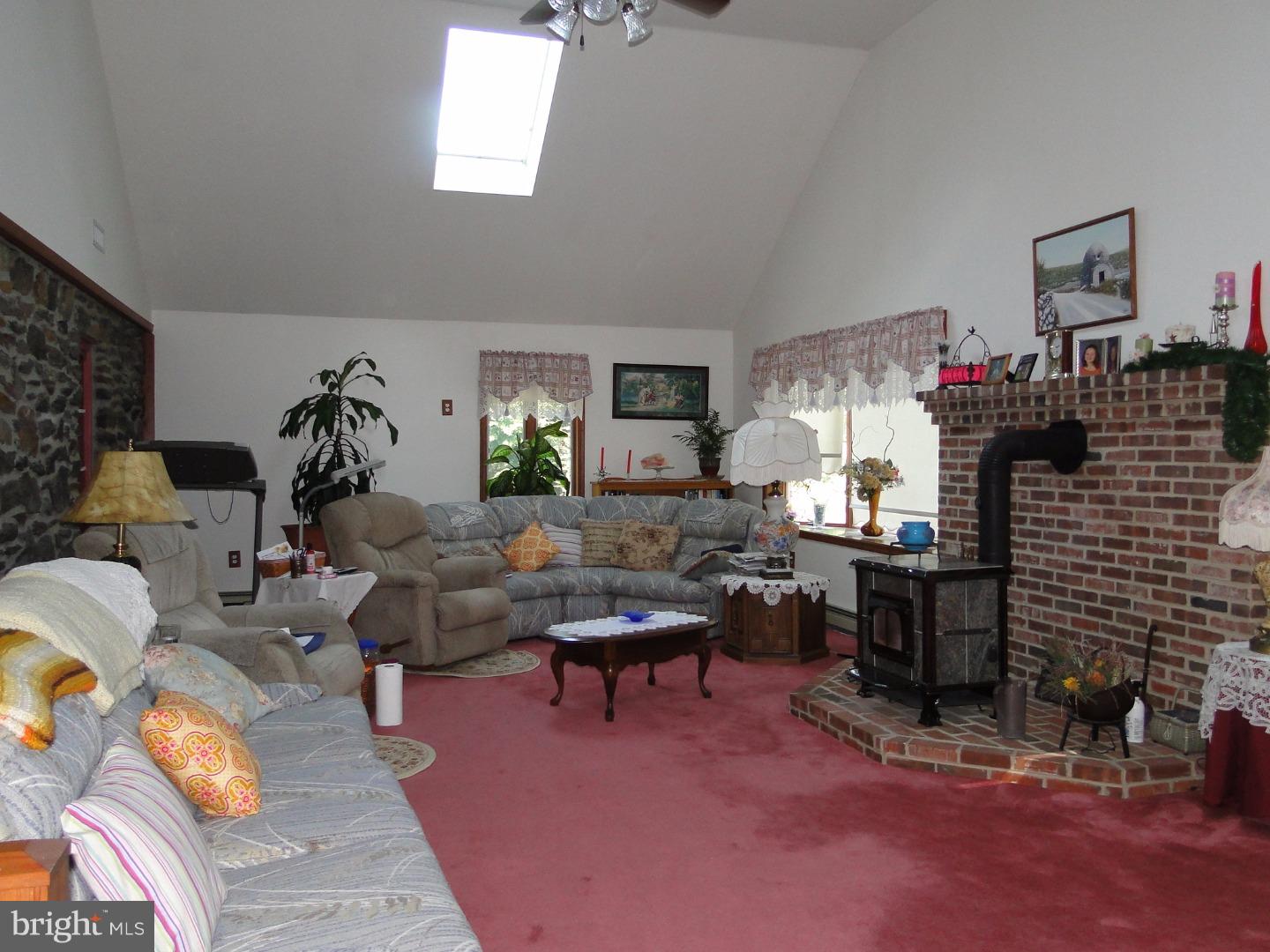 620 Old Bethlehem Road Quakertown, PA 18951 - Photo 5 of 25 Gallery Image 5