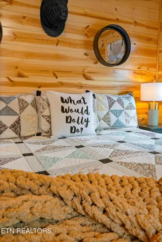 $539,000 | 1136 Pinyon Circle, Sevierville, TN 37863