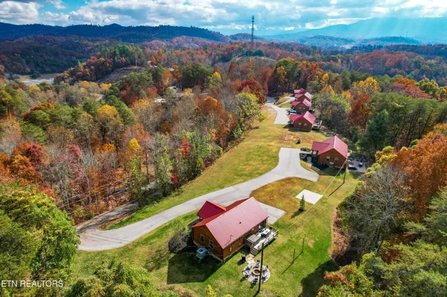 $539,000 | 1136 Pinyon Circle, Sevierville, TN 37863