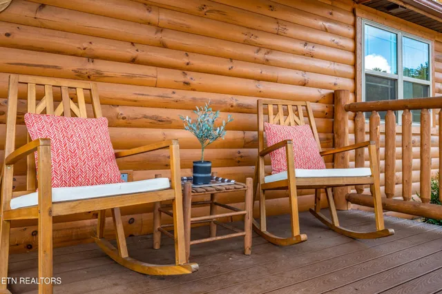 $539,000 | 1136 Pinyon Circle, Sevierville, TN 37863