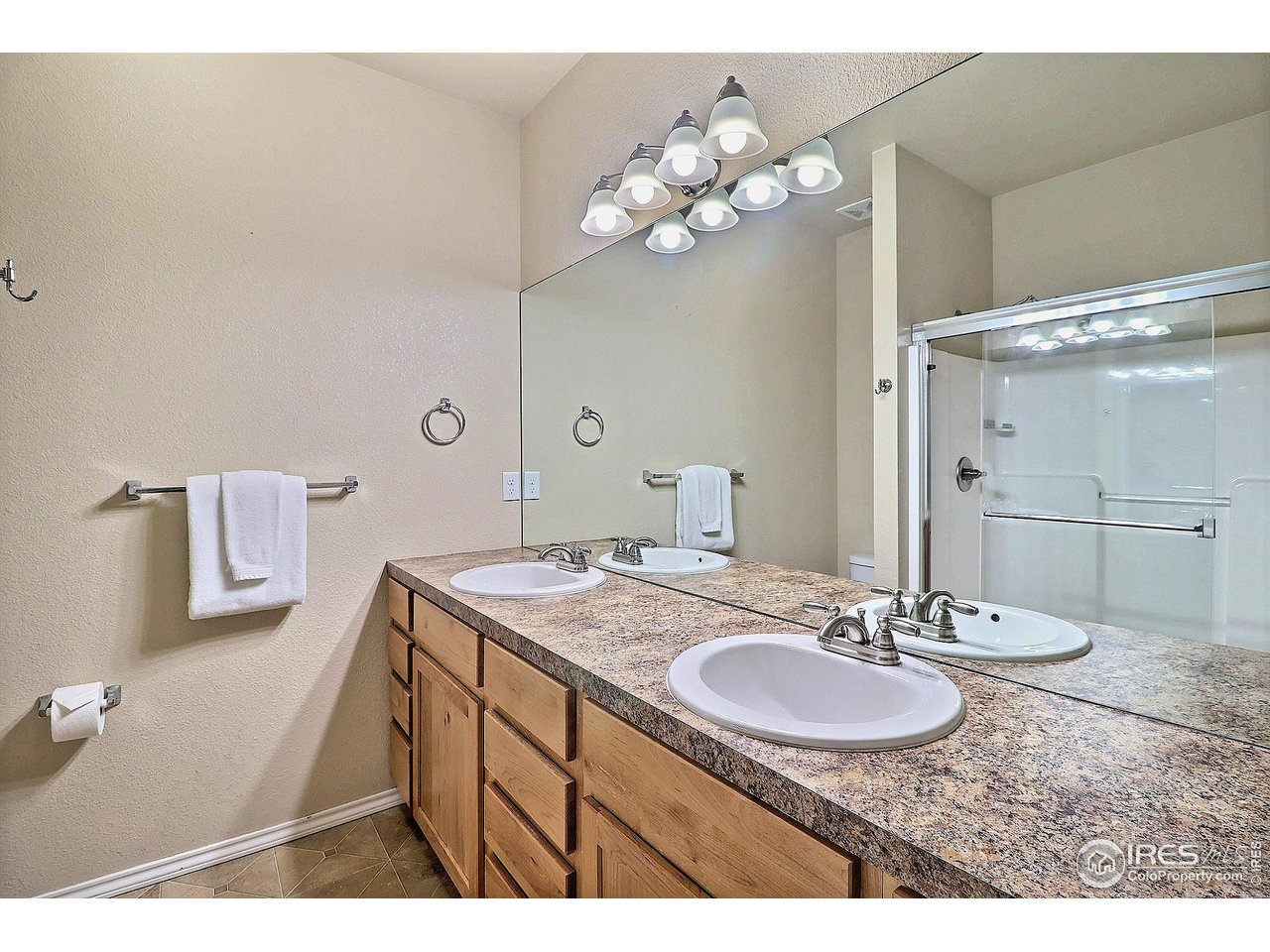 6911 West 3rd Street, Unit 920 Greeley, CO 80634 - Photo 20 of 35 Dual Sink Vanity