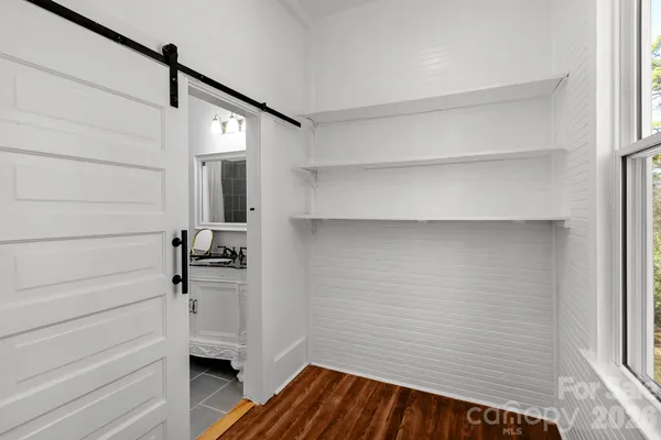 a view of walk in closet