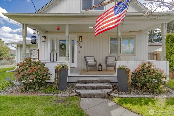 $574,999 | 404 Factory Street Southeast, Orting, WA 98360