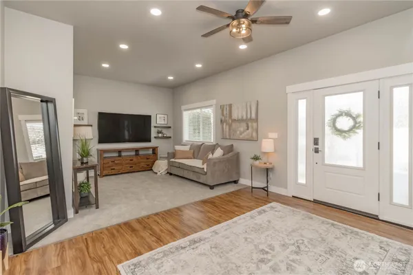 $574,999 | 404 Factory Street Southeast, Orting, WA 98360