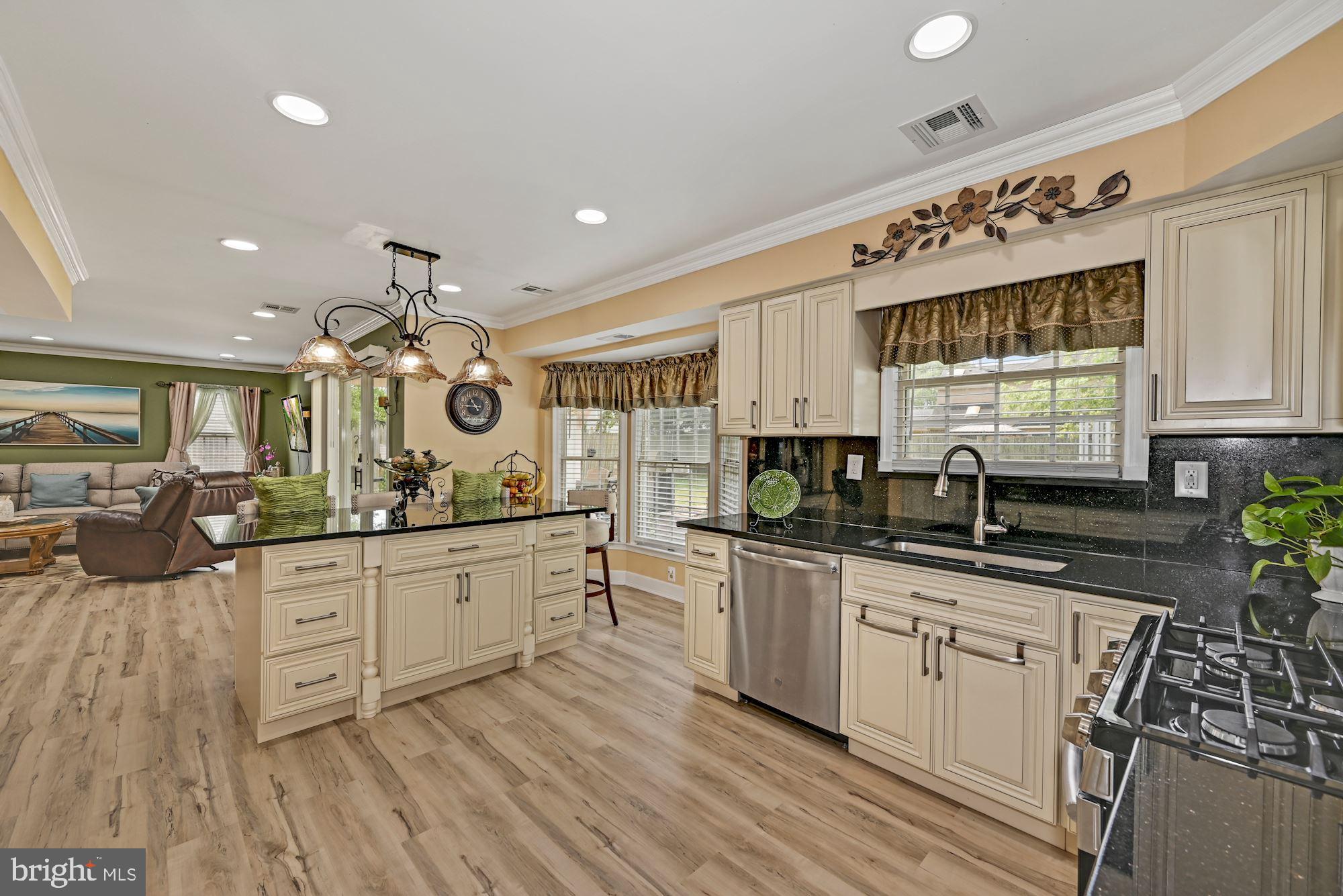 27 Manchester Road Eastampton, NJ 08060 - Photo 12 of 33