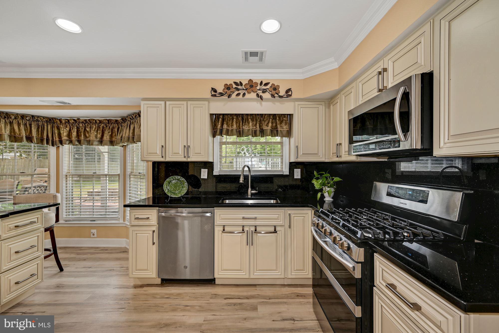 27 Manchester Road Eastampton, NJ 08060 - Photo 13 of 33