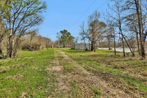 $2,300,000 | 21948 Stillwater Boulevard, Montgomery, TX 77316