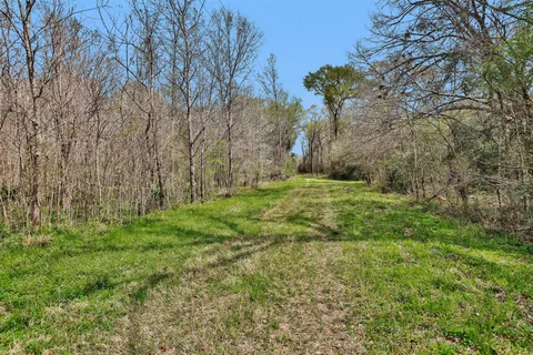 $2,300,000 | 21948 Stillwater Boulevard, Montgomery, TX 77316