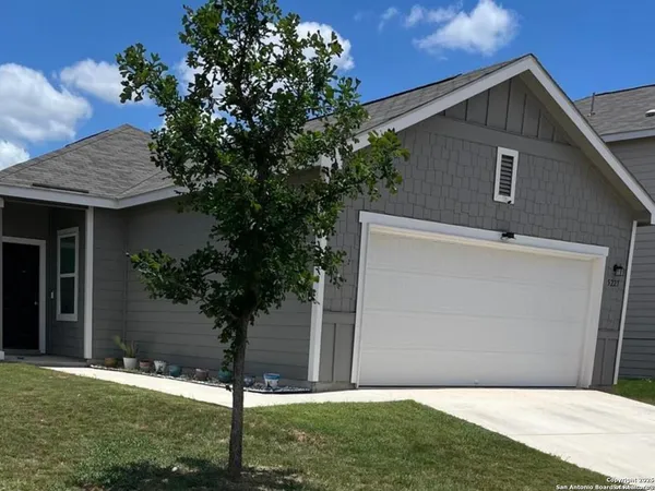 $1,700 | 5227 Hickory Place, San Antonio, TX 78222
